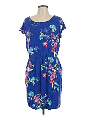 Apt. 9 Casual Dress (view 1)