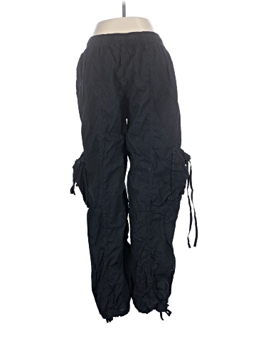 Abercrombie & Fitch Cargo Pants (view 2)