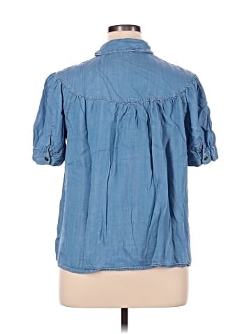 Jane and Delancey Short Sleeve Button-Down Shirt (view 2)