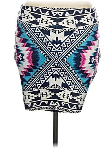 Xhilaration Casual Skirt (view 1)