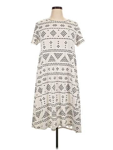 Lularoe Casual Dress (view 1)