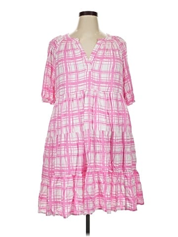 Crown & Ivy Casual Dress (view 1)