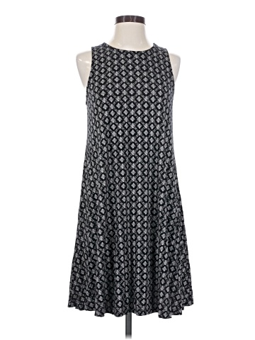 Old Navy Casual Dress (view 1)