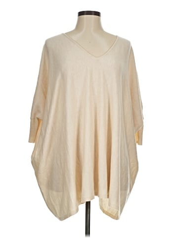 Kerisma Poncho (view 1)