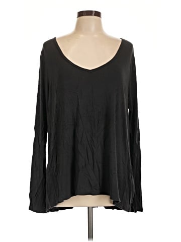 Abercrombie & Fitch Long Sleeve T-Shirt (view 1)