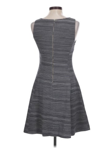 Banana Republic Casual Dress (view 2)