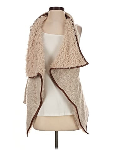 Love Tree Faux Fur Vest (view 1)