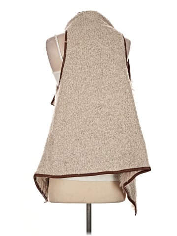 Love Tree Faux Fur Vest (view 2)
