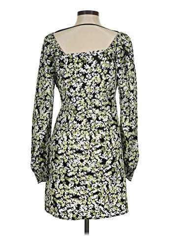 Vero Moda Casual Dress (view 2)