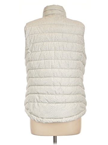 Gap Outlet Vest (view 2)