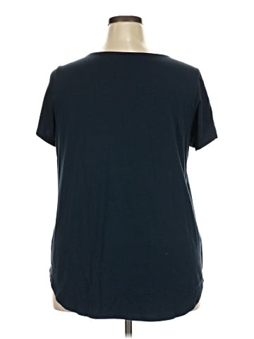 Jones & Co Short Sleeve T-Shirt (view 2)