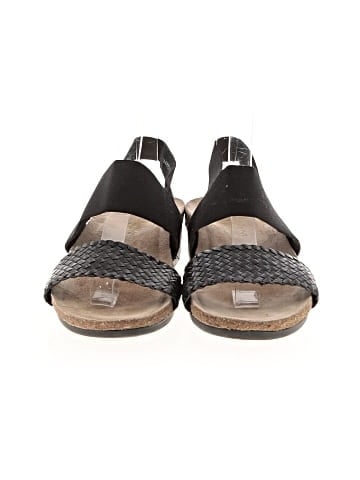 Munro American Sandals (view 2)