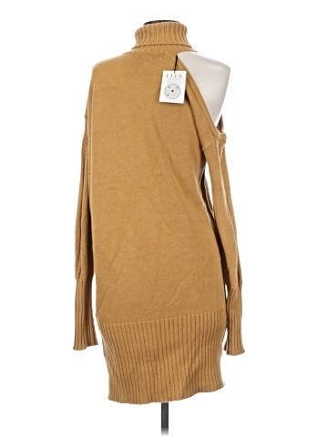 Lita By Ciara Turtleneck Sweater (view 2)