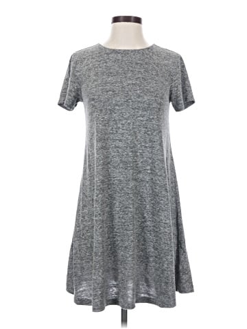 Old Navy Casual Dress (view 1)