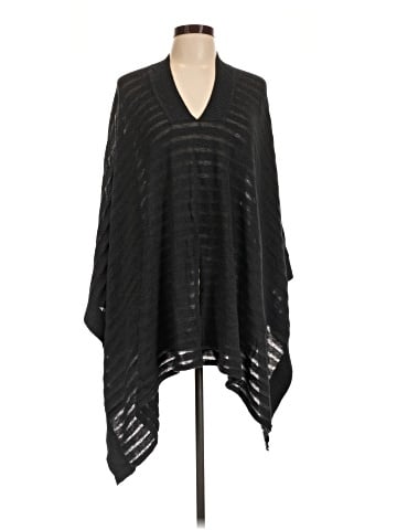 Mystree Poncho (view 1)
