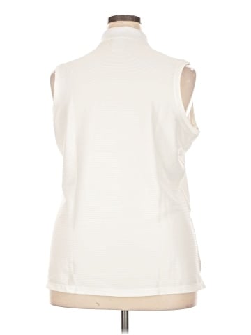 Nike Sleeveless T-Shirt (view 2)