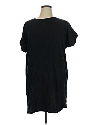 Gap Short Sleeve T-Shirt (view 1)
