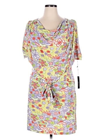 BCBGMAXAZRIA Casual Dress (view 1)