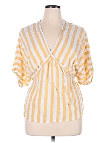 Max Studio Short Sleeve T-Shirt (view 1)