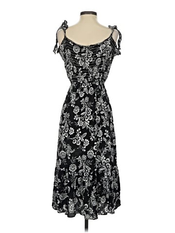 Slate & Willow Casual Dress (view 2)