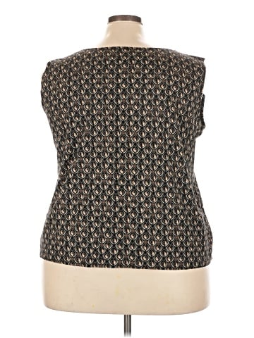 Vikki Vi Sleeveless T-Shirt (view 2)