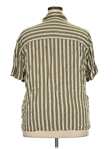 Arizona Jean Company Short Sleeve Button-Down Shirt (view 2)