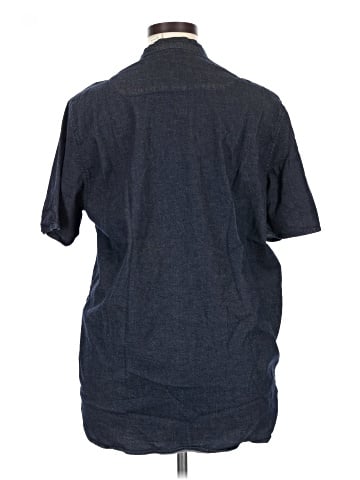 Levi's Short Sleeve Button-Down Shirt (view 2)