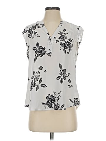 Candie's Sleeveless Blouse (view 1)
