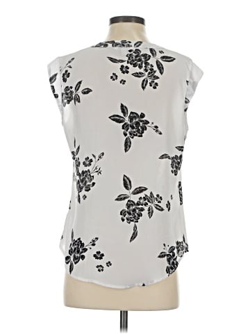 Candie's Sleeveless Blouse (view 2)