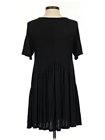 Agnes & Dora Casual Dress (view 2)