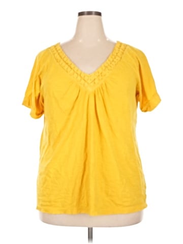 IZOD Short Sleeve Top (view 1)