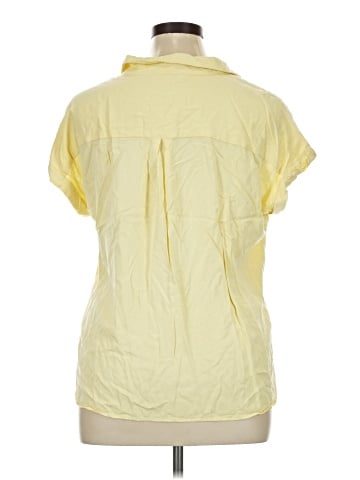 Rose + Olive Short Sleeve Blouse (view 2)