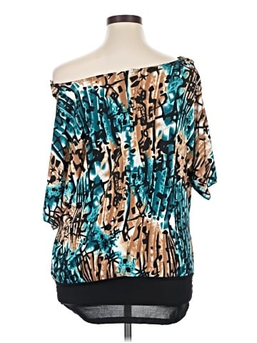 Julie's Closet 3/4 Sleeve Blouse (view 2)