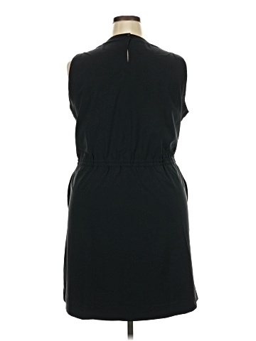 Columbia Cocktail Dress (view 2)