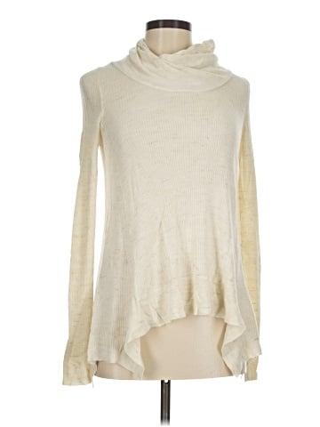 Sleeping On Snow Long Sleeve Top (view 1)