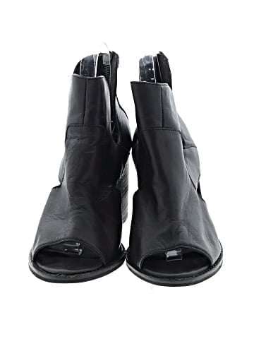 Rebels Sandals (view 2)
