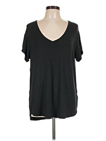 Abercrombie & Fitch Short Sleeve T-Shirt (view 1)