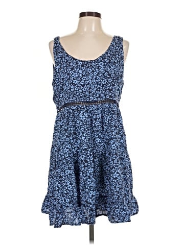 En Creme Casual Dress (view 1)