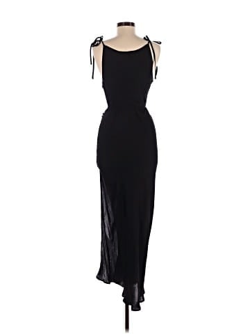 Urban Outfitters Casual Dress (view 2)