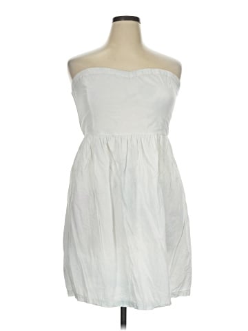 Old Navy Cocktail Dress (view 1)