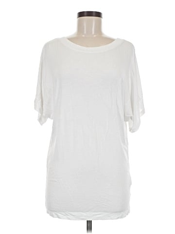 Free to Live Short Sleeve Top (view 1)