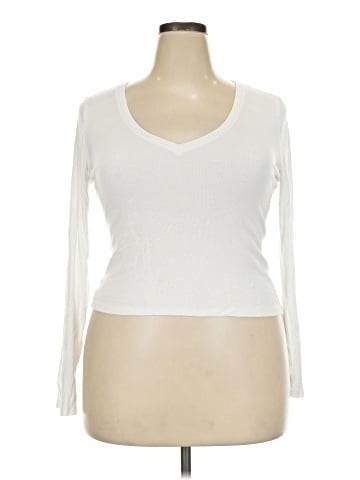 No Boundaries 3/4 Sleeve T-Shirt (view 1)