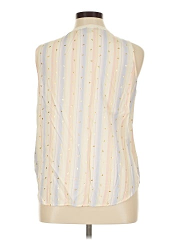 Harve Benard Sleeveless Blouse (view 2)