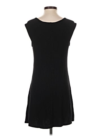 Old Navy Casual Dress (view 2)