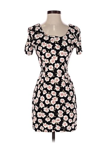 La Belle Casual Dress (view 1)