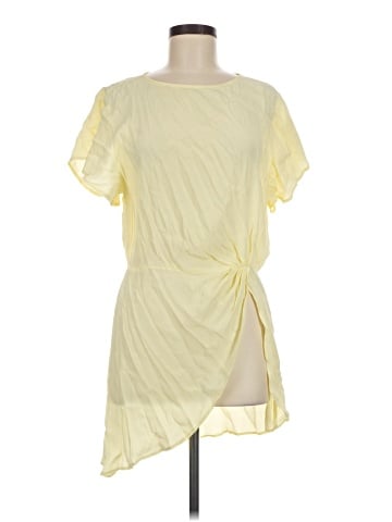 Leith Short Sleeve Blouse (view 1)