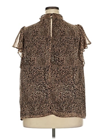 1.State Short Sleeve Blouse (view 2)