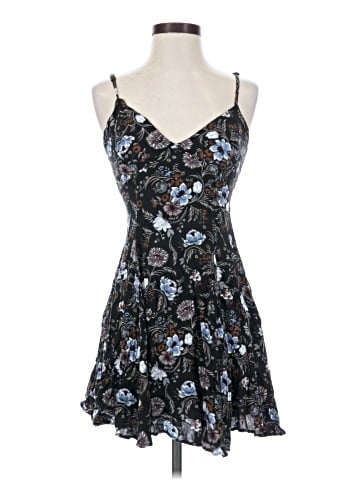 American Eagle Outfitters Cocktail Dress (view 1)