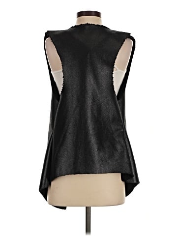 Echo Vest (view 2)