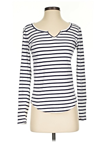 Gap Outlet Long Sleeve T-Shirt (view 1)
